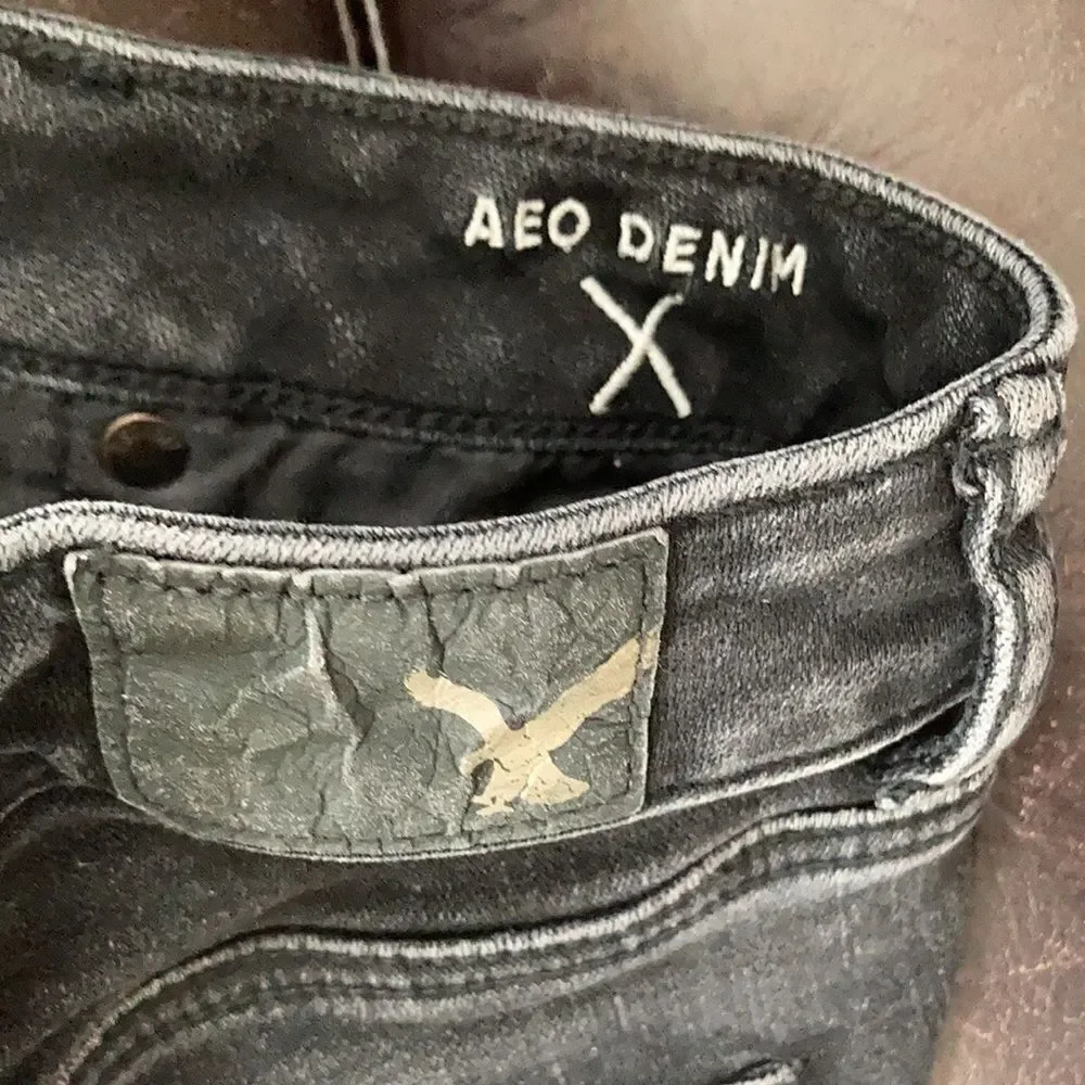 American Eagle Super Hi-Rise Shortie